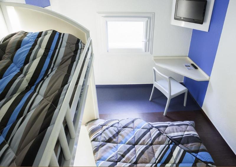 Hotelf1 Melun Rubelles Exterior foto